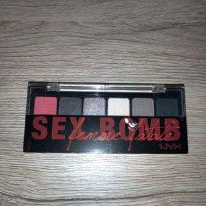 Nyx sex bomb palette